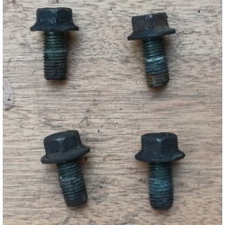 Болты рулевой рейки